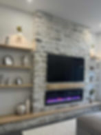 projet tablettes en bois massif pour contour de foyer