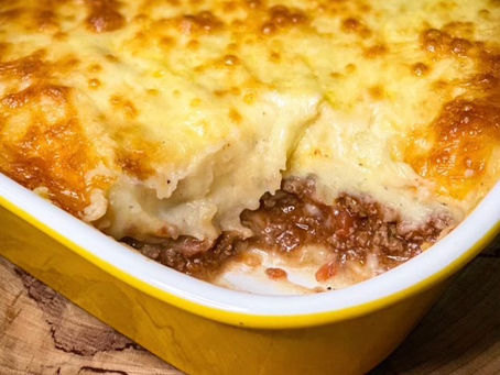 Escondidinho de batata com molho de carne moída