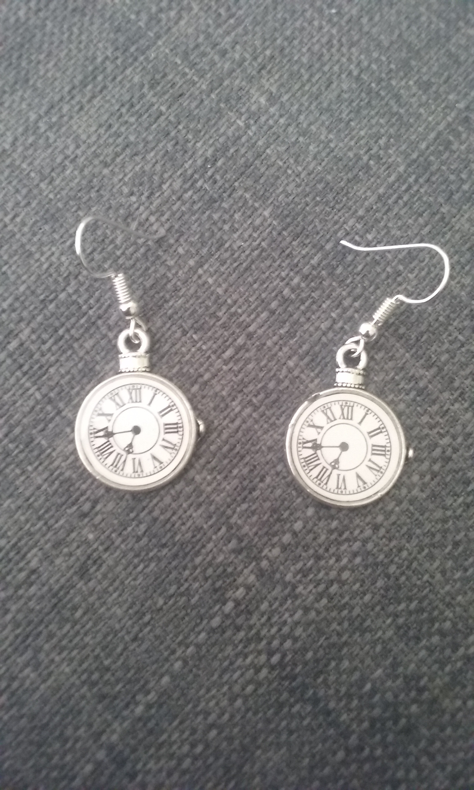 Collection Alice au pays des Merveilles : Horloge