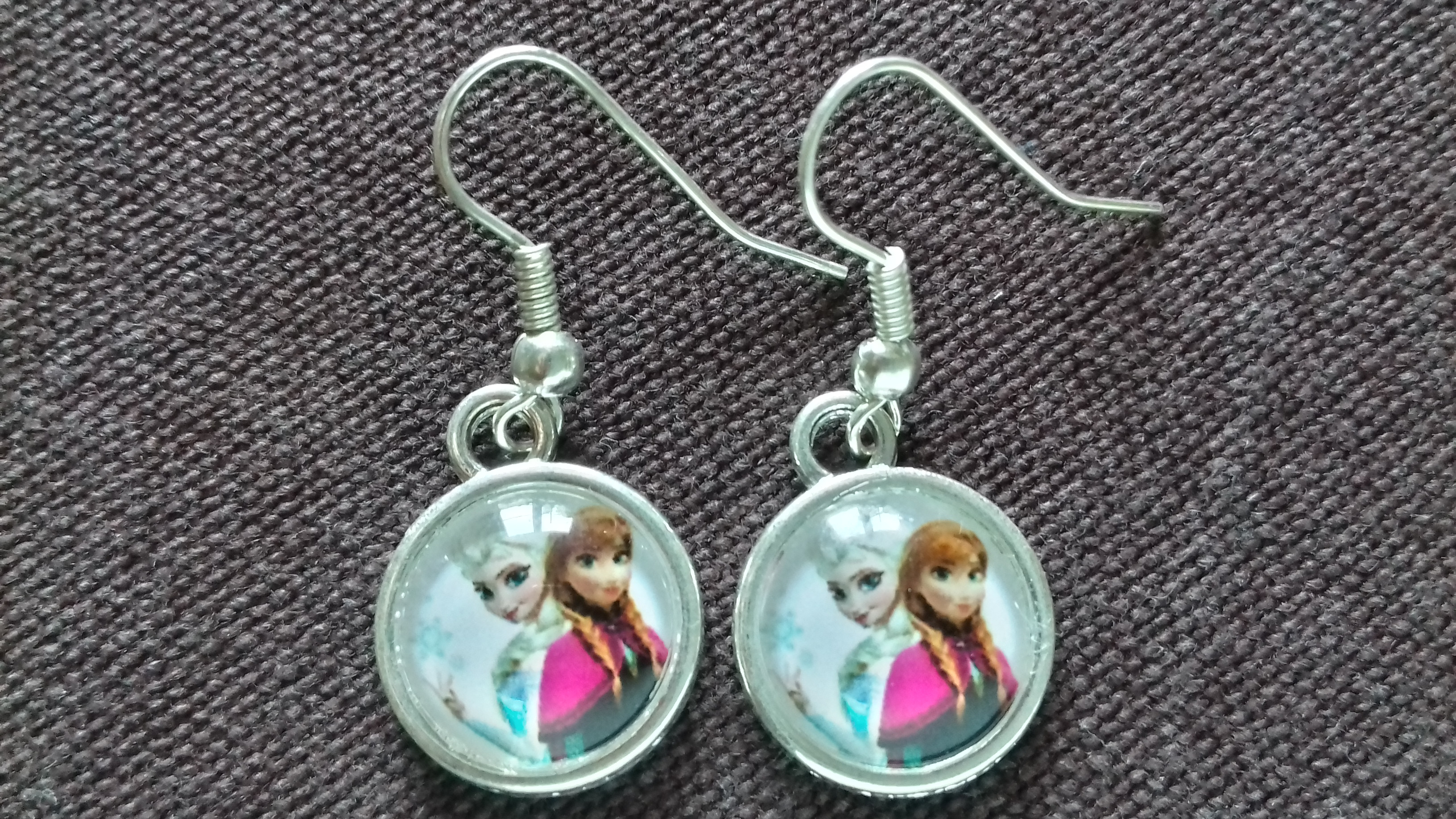 Collection Reine des Neiges: Boucles d'Oreilles Anna et Elsa