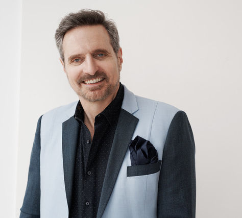 Painting a Picture of The Business of Art With Randall J. Slavin