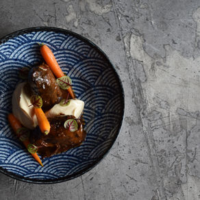 Braised beef cheeks, parsnip puree, honey glazed carrots