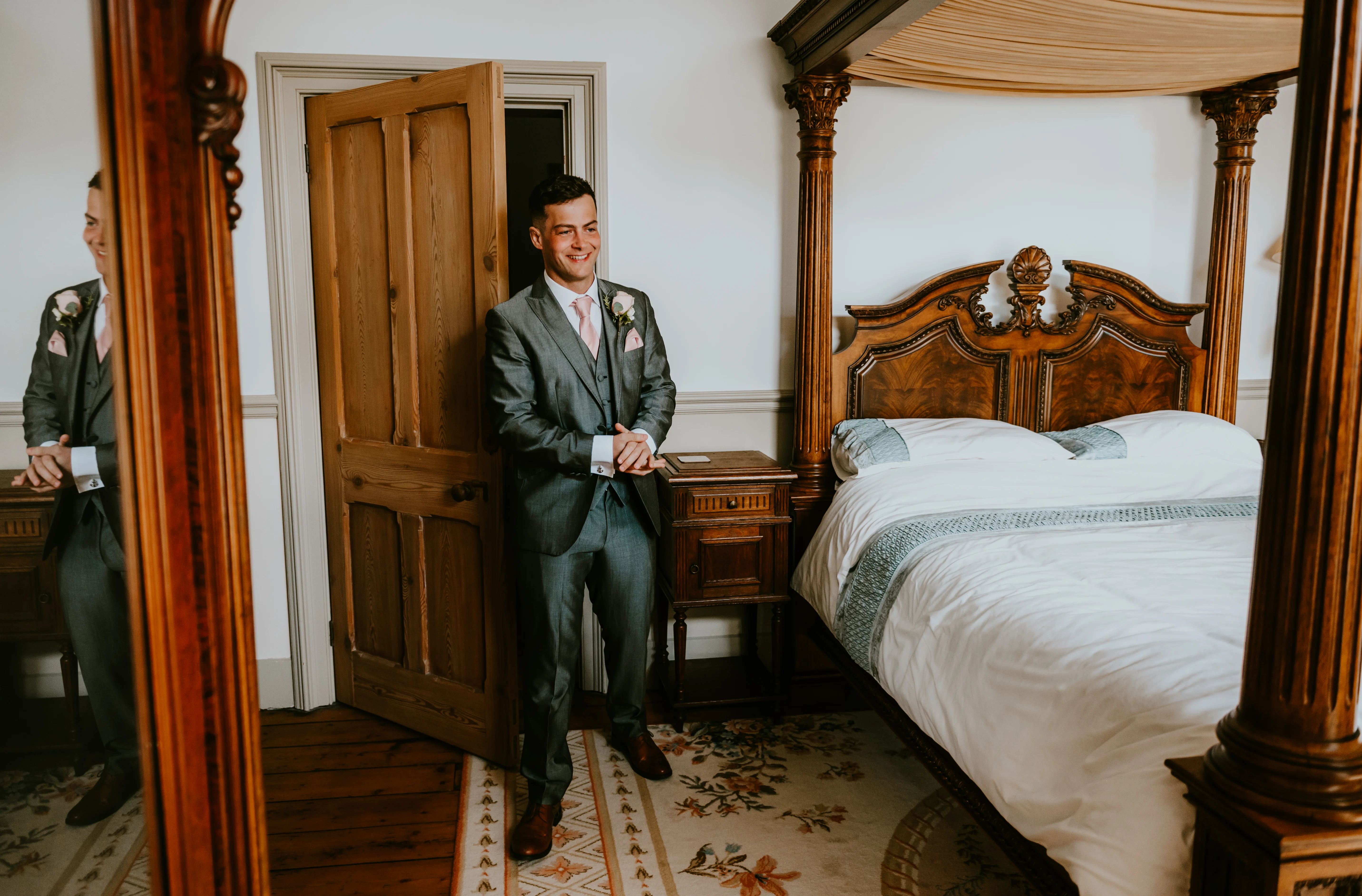 First Look With Groom