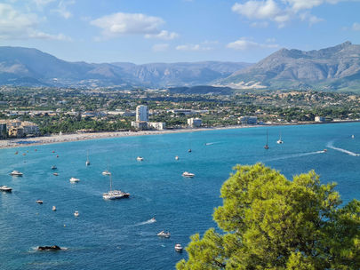 ALICANTE: YOUR ULTIMATE TRAVEL GUIDE