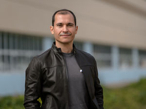 Dr. Ivan Perez: Open Source in Space: Challenges Developing and Adopting Open Source Tools for Aeros