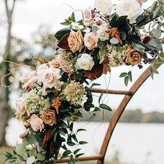 wedding-flowers-arch-01.jpeg