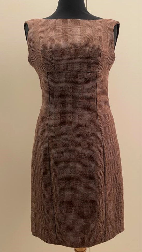 Braunes Kleid