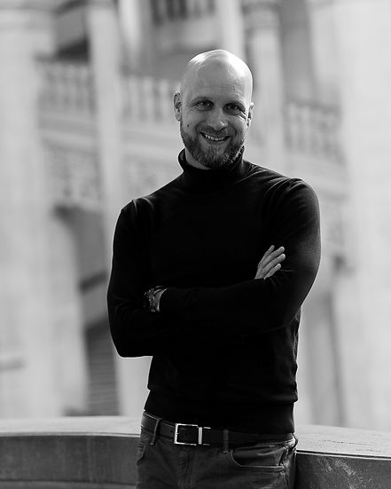 hannover-schwarzweiss-fotografie-portrait-bnw-benjamin-hof-photography.jpg