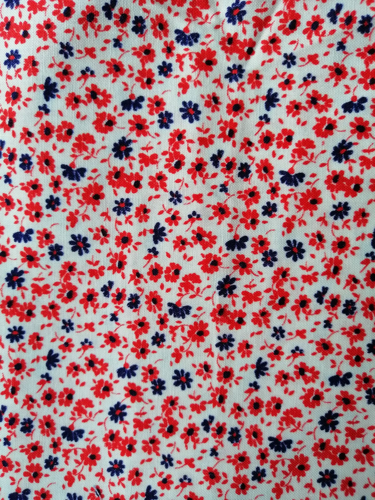 7. Blauw/roze bloemetjes