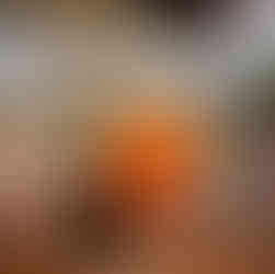 Copa de cóctel inspirada en sabores asiáticos servida en Viva La Vida Cartagena.