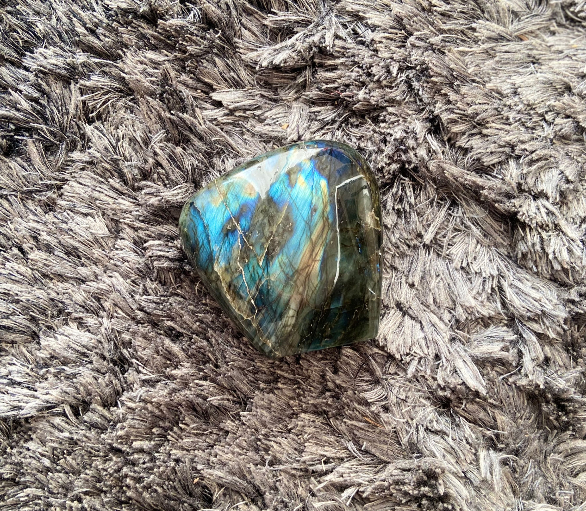 Bloc de Labradorite 575gr