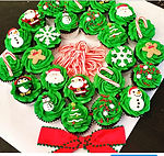 Gluten Free Cupcake Wreath (Vegan cupcake wreath available)