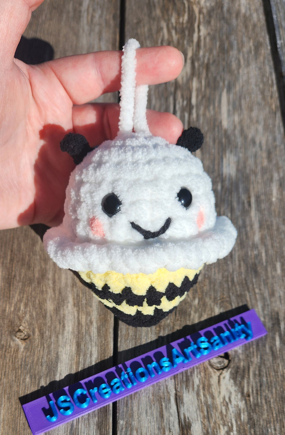 Crochet Plushie Boo-bees