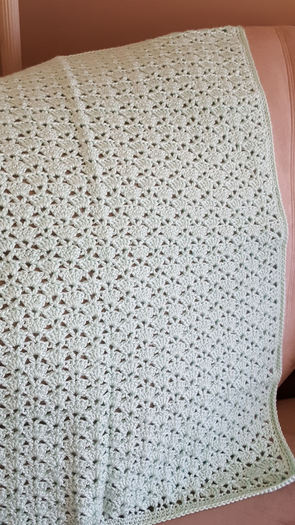 Crochet Shells Baby Blanket