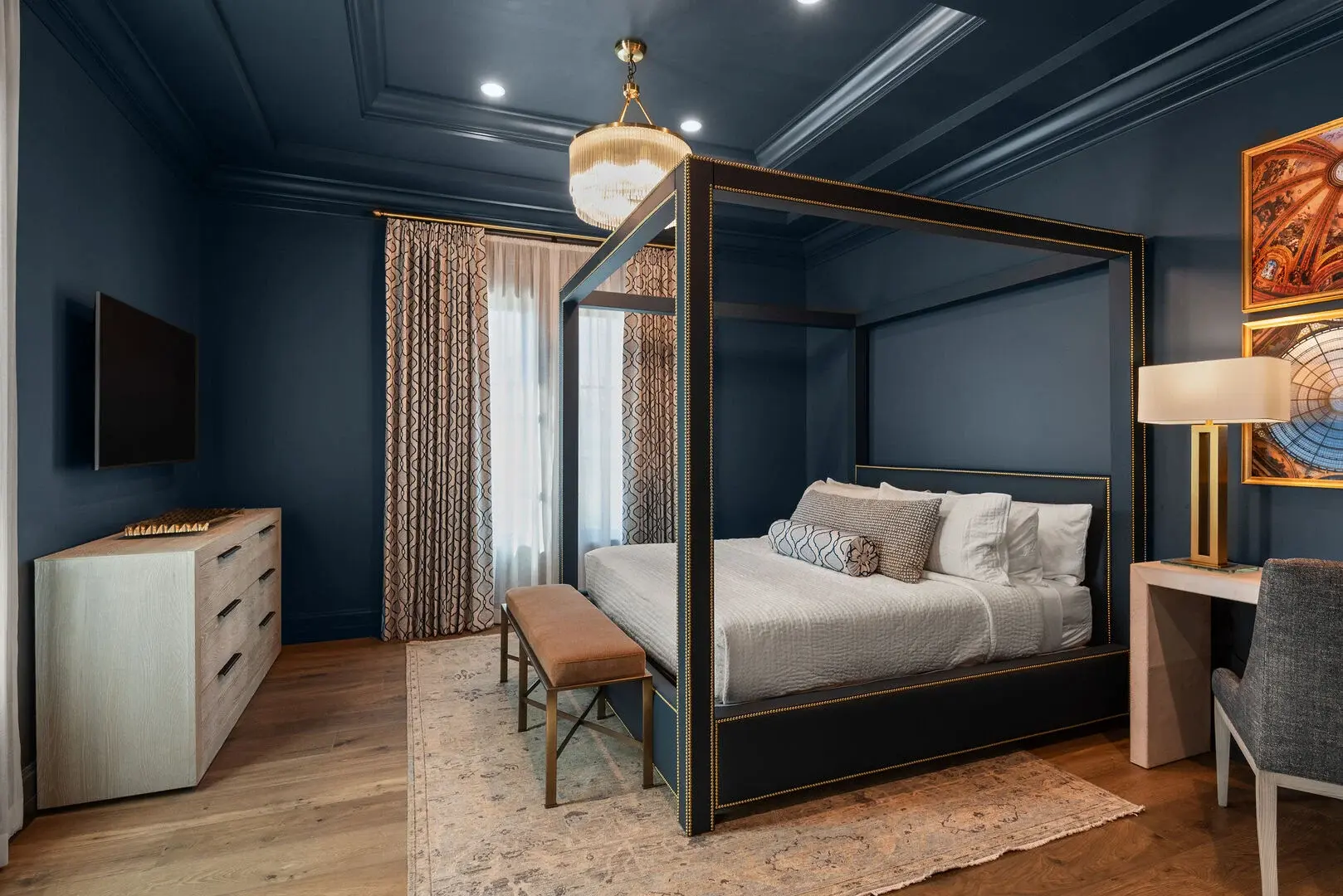 Suite #9 | King Suite With Workspace & Walk-In Arch Shower (2nd Floor)