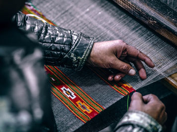 EL RETORNO A LA ARTESANÍA EN LA ERA DIGITAL