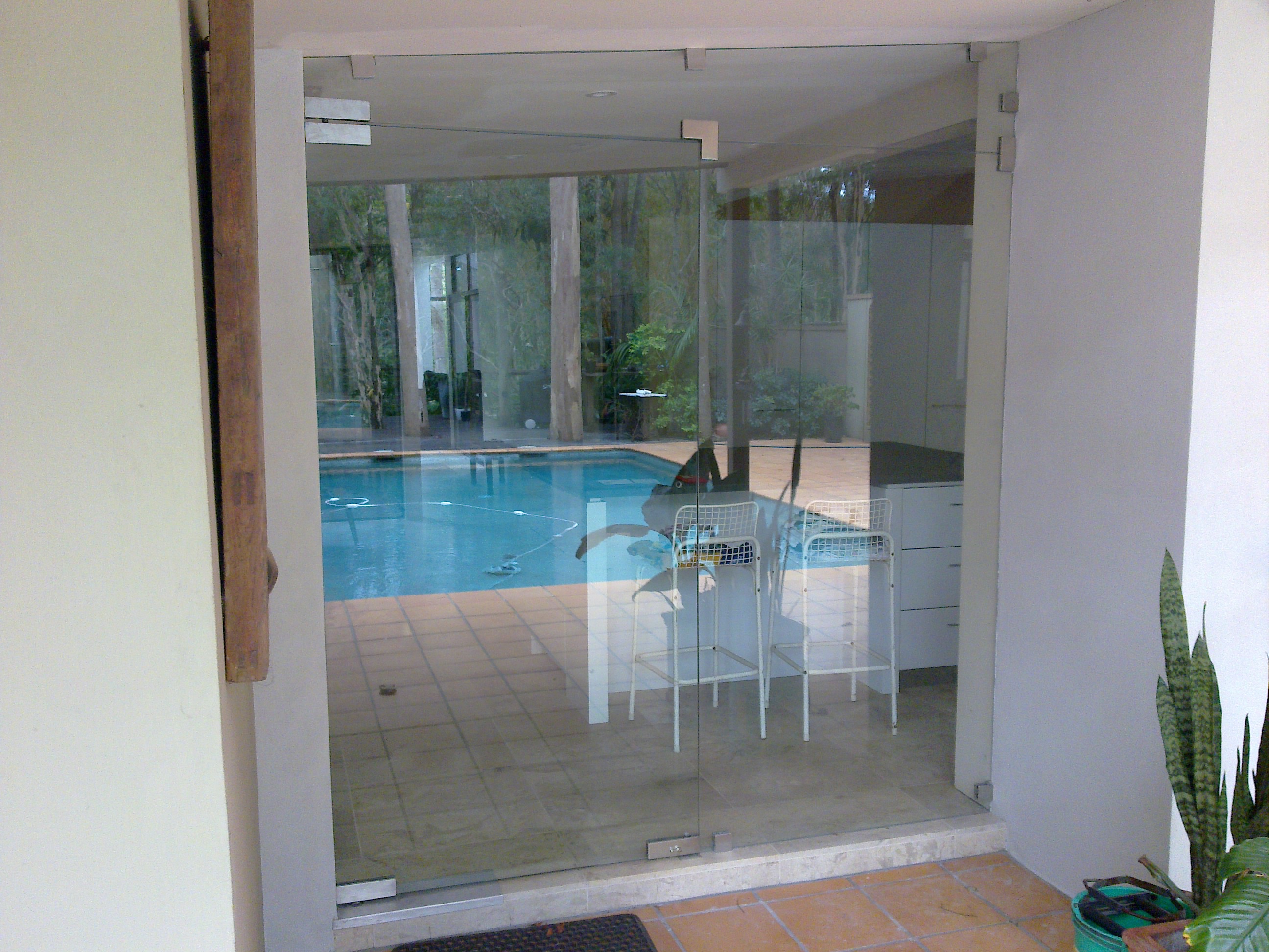 Commercial Wollongong Iknow Glass Aluminium
