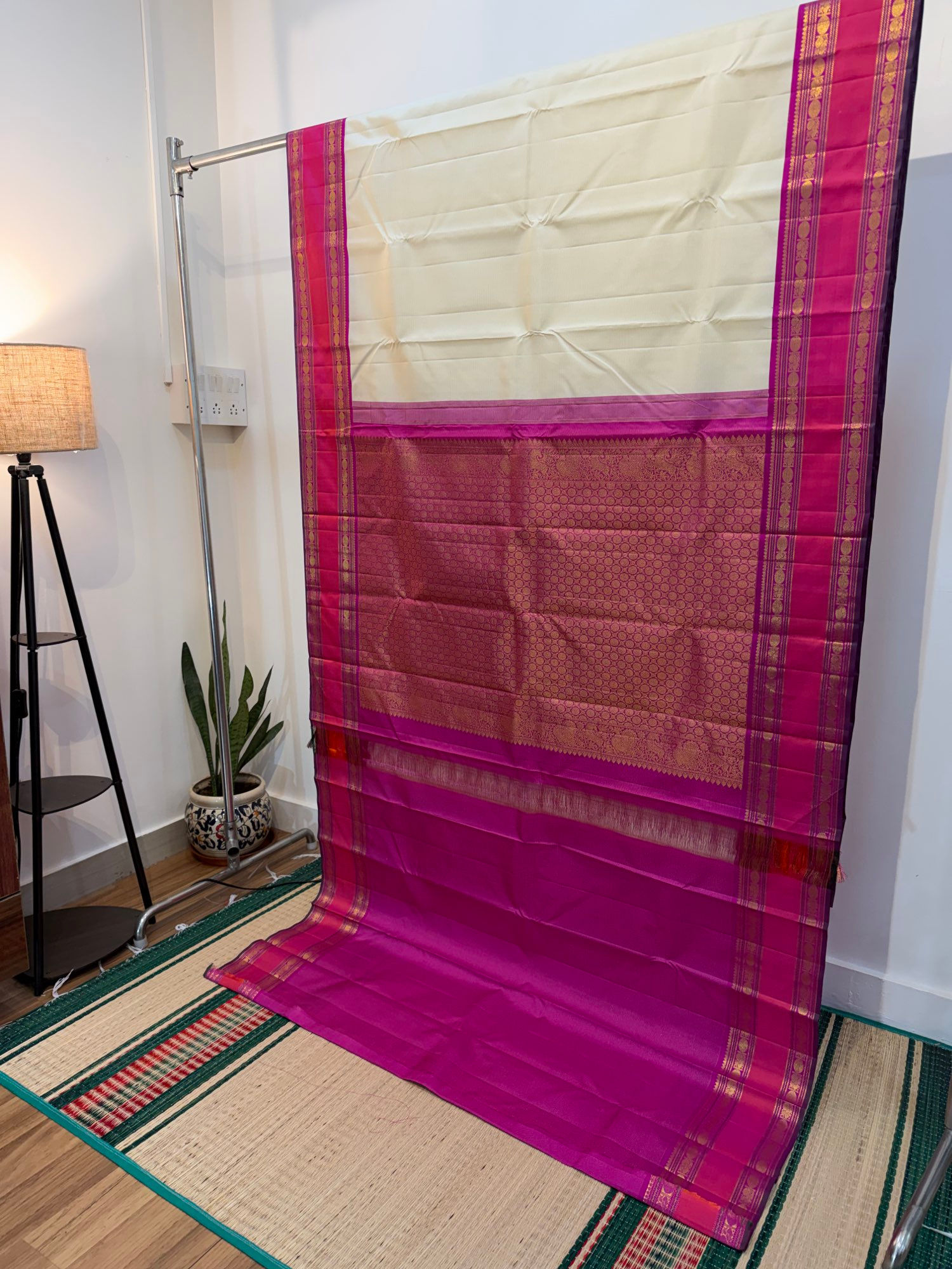 Vennai pattu pink vaira oosi Korvai Kanjivaram Handloom pure zari silk saree