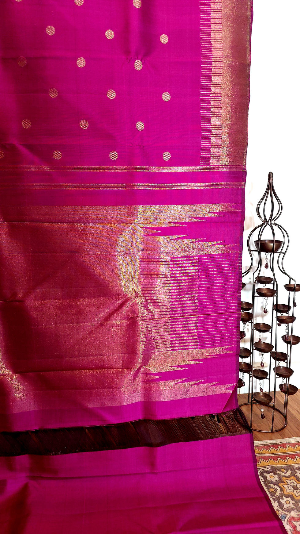 Thumbnail: Orchid Purple 8 kol Thuppaki border Kanchivaram handloom pure zari silk saree