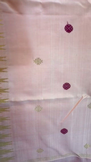 Thumbnail: Vintage design Flamingo Pink Kanchivaram handloom pure zari silk saree