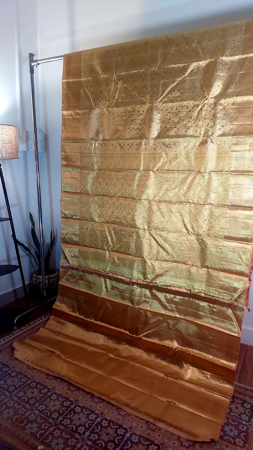 Thumbnail:  Silver flowers Gold tissue Kanchivaram handloom pure zari silk s