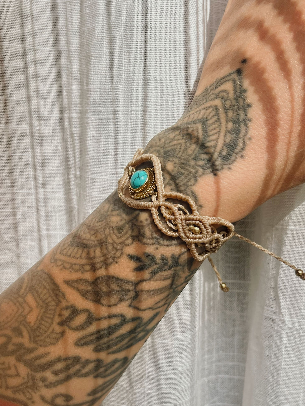 Miniaturbild: Edelstein Makramee Armband ⟡ Amethyst ⟡ Türkis ⟡ Tigerauge Armkettchen