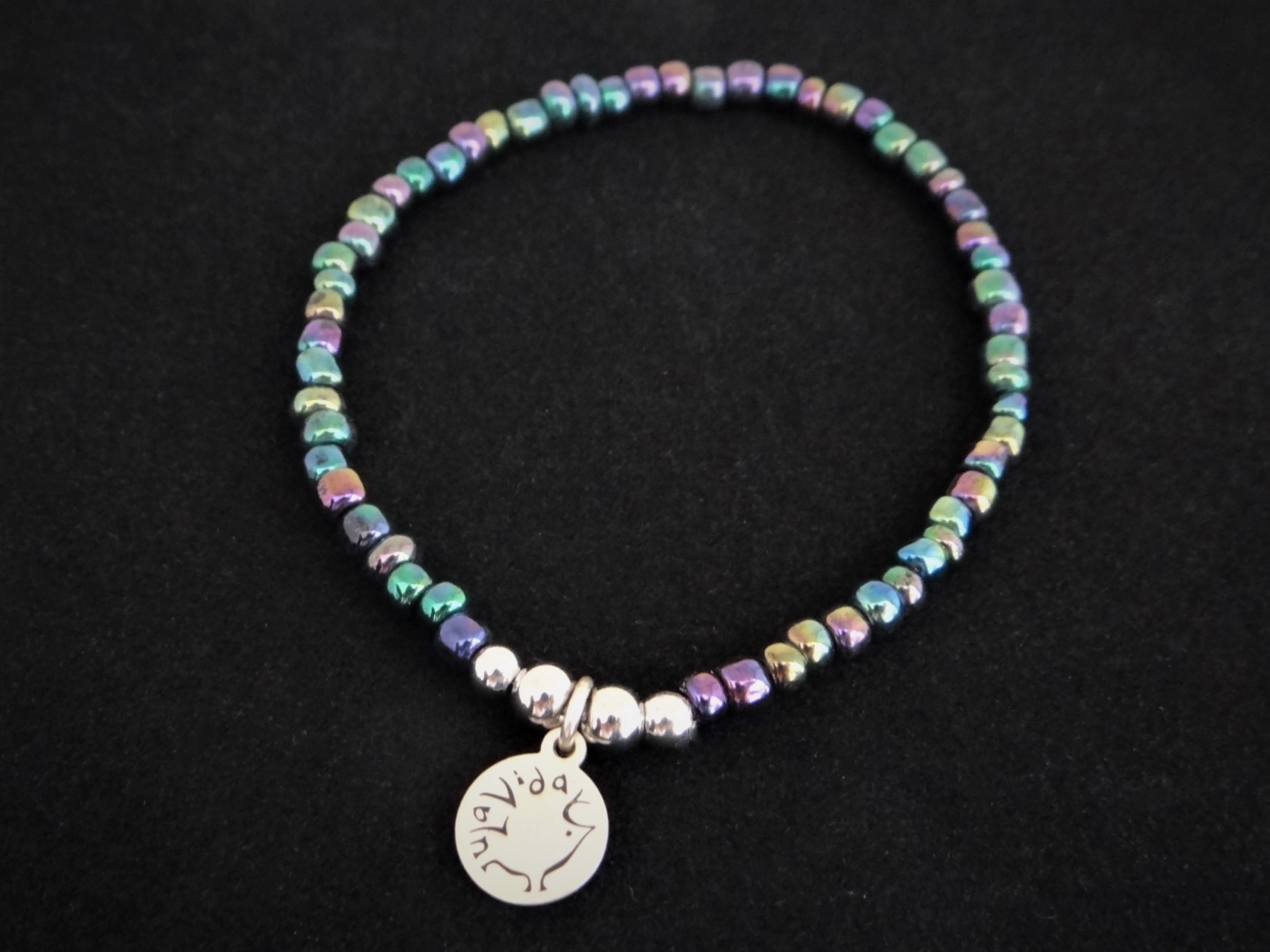 Pretty glass seed bead bracelet  (2)