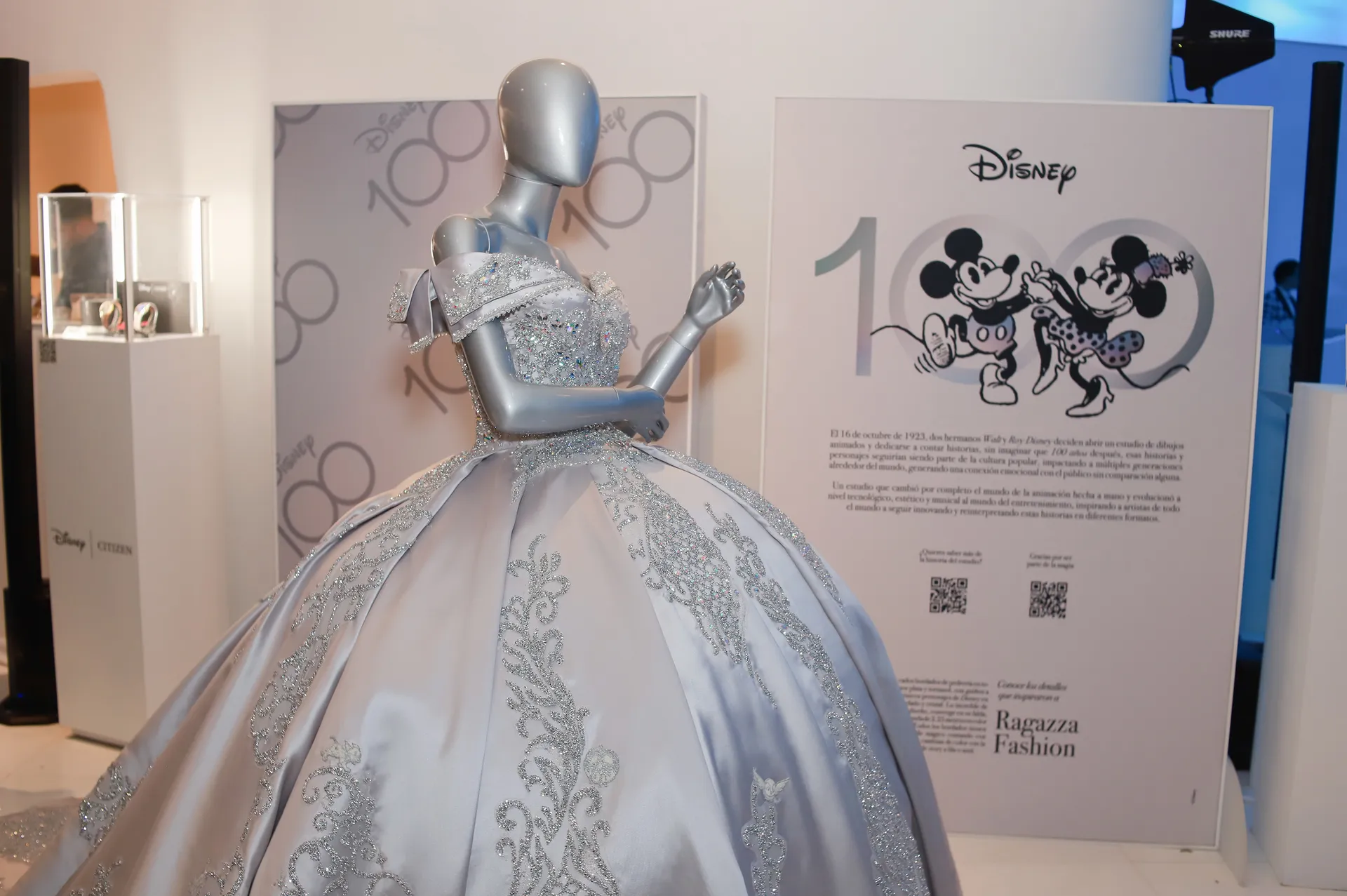 Vestido por la celebración de la gala de los 100 años de disney