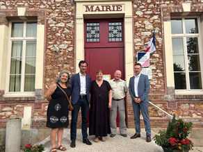 Chaleureux et constructif moment avec Madame la maire de Saint-Germain-Laxis, Valérie Przysiecki, et ses adjoints Nicolas Guenot et Didier Sontre.