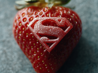 Gene-Altered Superfruits Set to Hit UK Supermarkets in 2026
