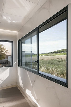 sliding window case 01