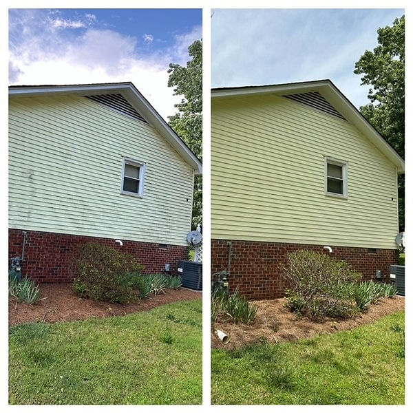 Before and After of House Wash In Simpsonville, SC