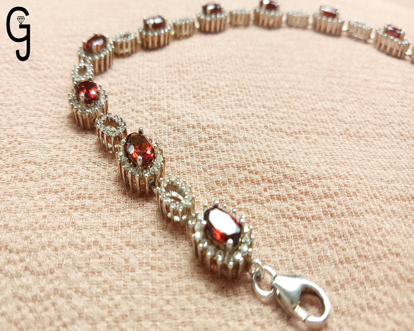 Silver Bracelet with Garnet and Zircon BS 6793