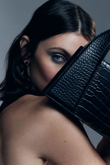 Shooting professionnel en studio à Brest pour collection saisonnière mode