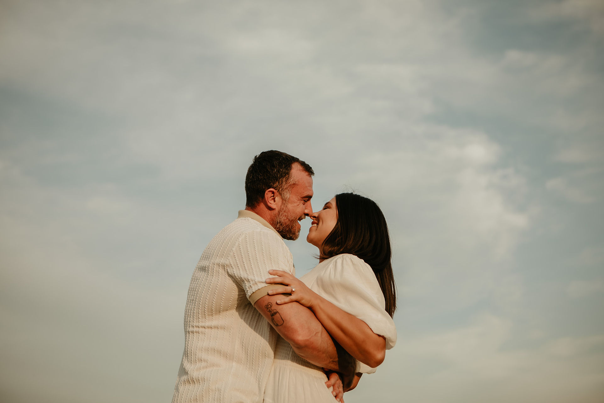 couple with the sky