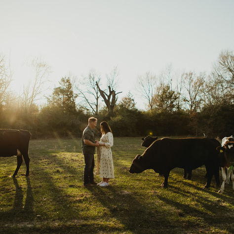 A Spring Maternity Session in Franklin, Texas