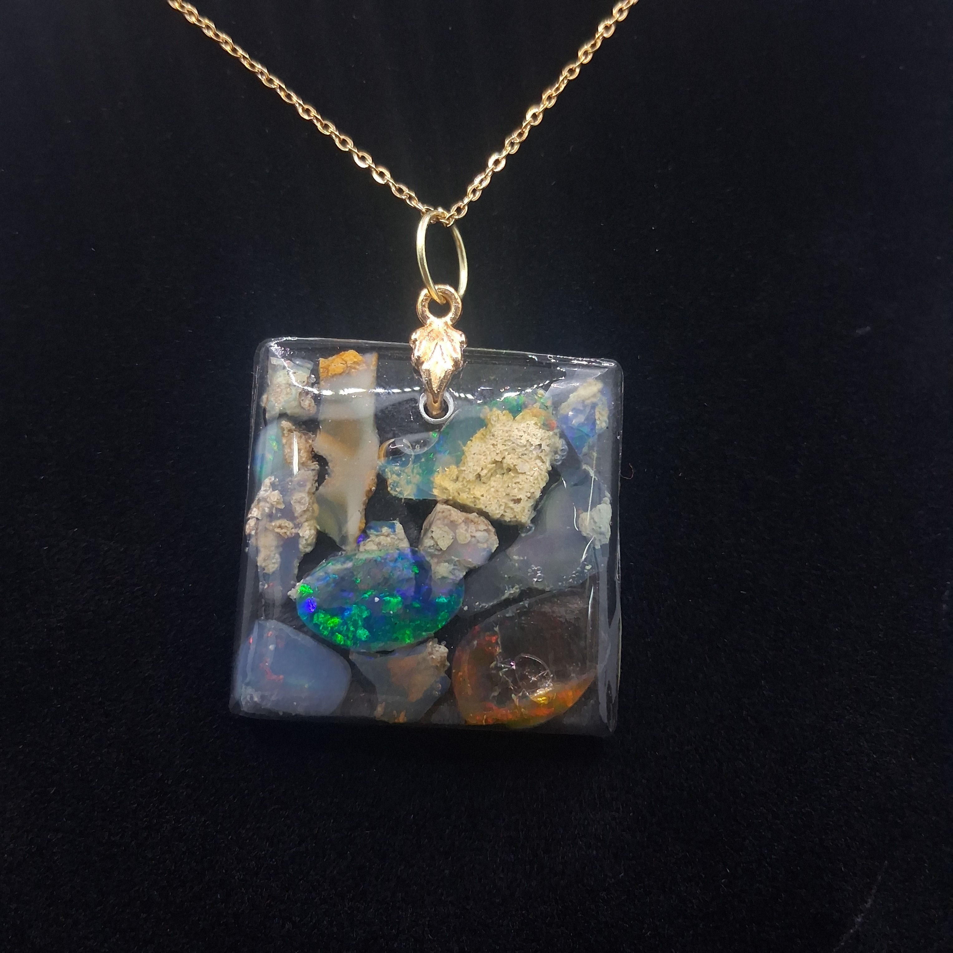 Opal chip pendant