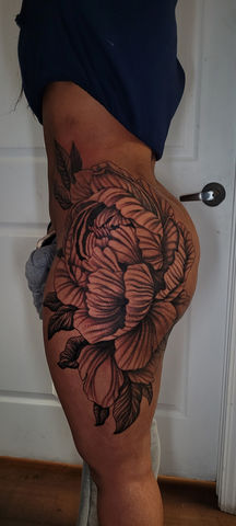 Peony quarter leg sleeve