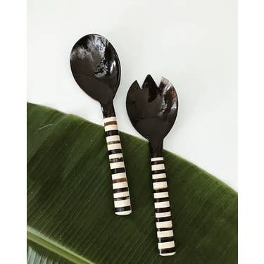 Horn Salad Servers