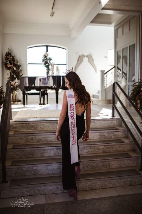 photography backdrop opportunities at the prairie arts center in north platte nebraska special event spaces for rent