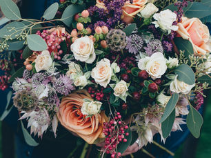 Blossoms and Meanings: Unveiling the Symbolism of Wedding Flowers