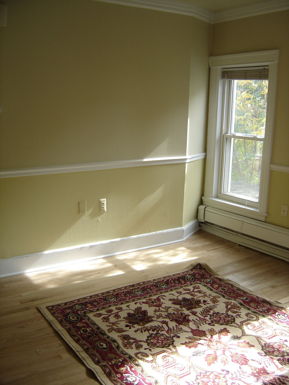 124-4 Livingroom1-2