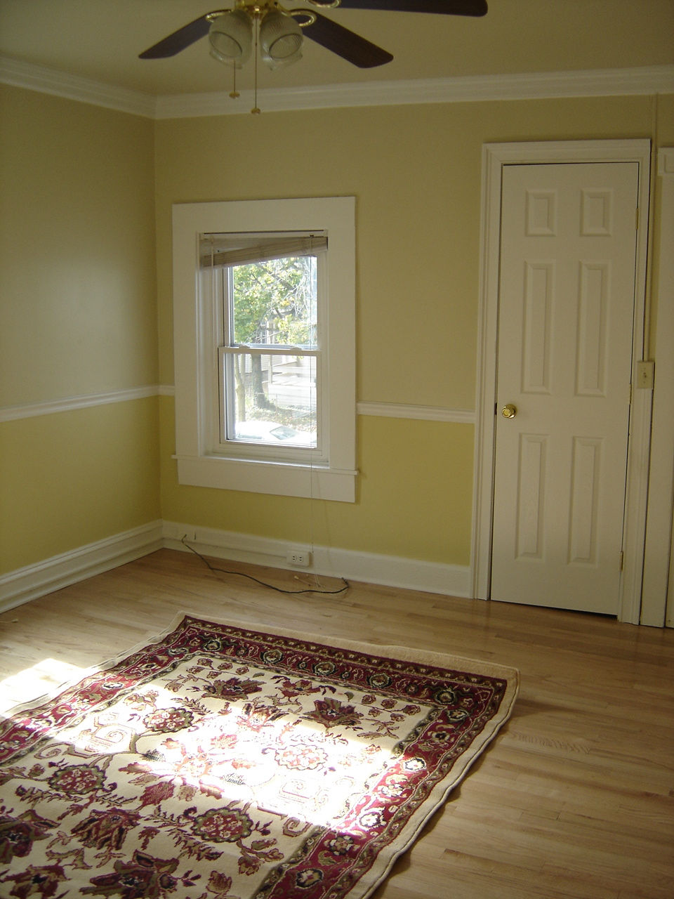 124-4 Livingroom1-3
