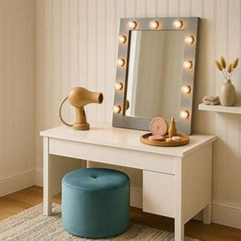 esthers salon.jpg