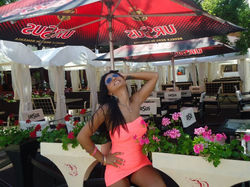 GIRL ESCORT