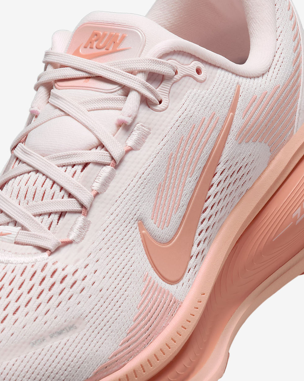 Миниатюра: Nike Vomero 18
