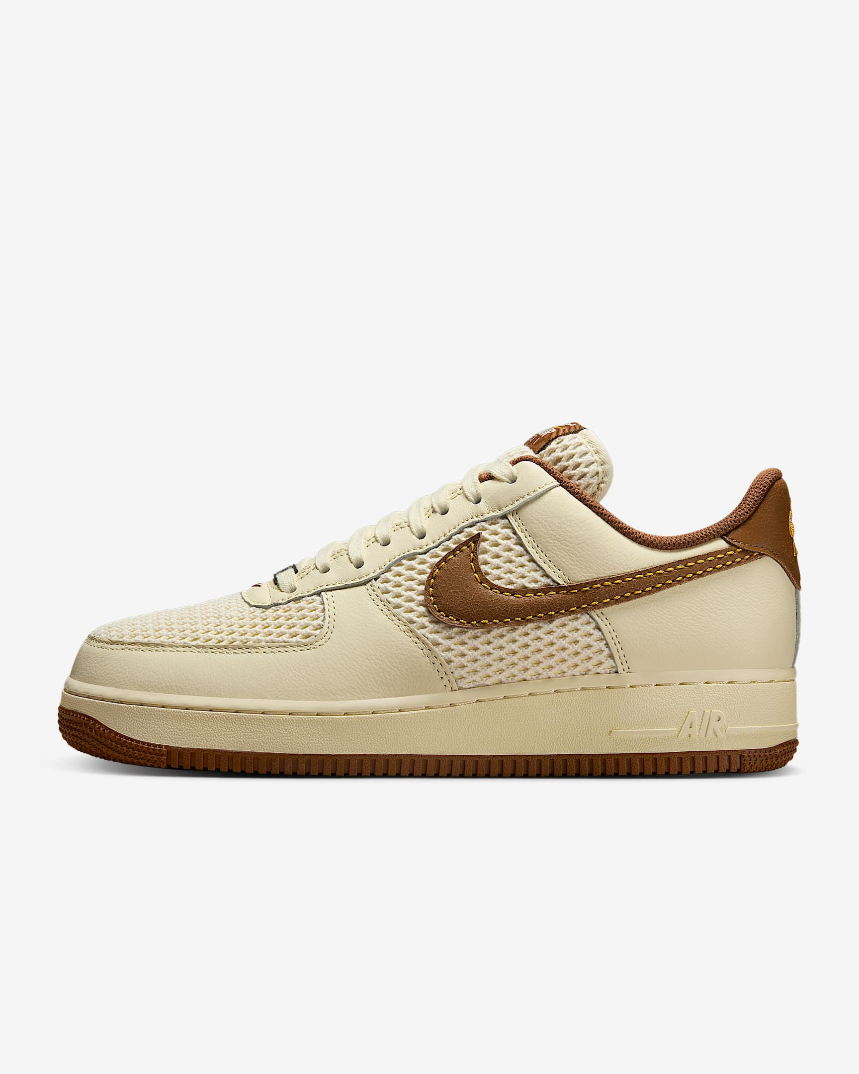 Nike Air Force 1 07 LV8