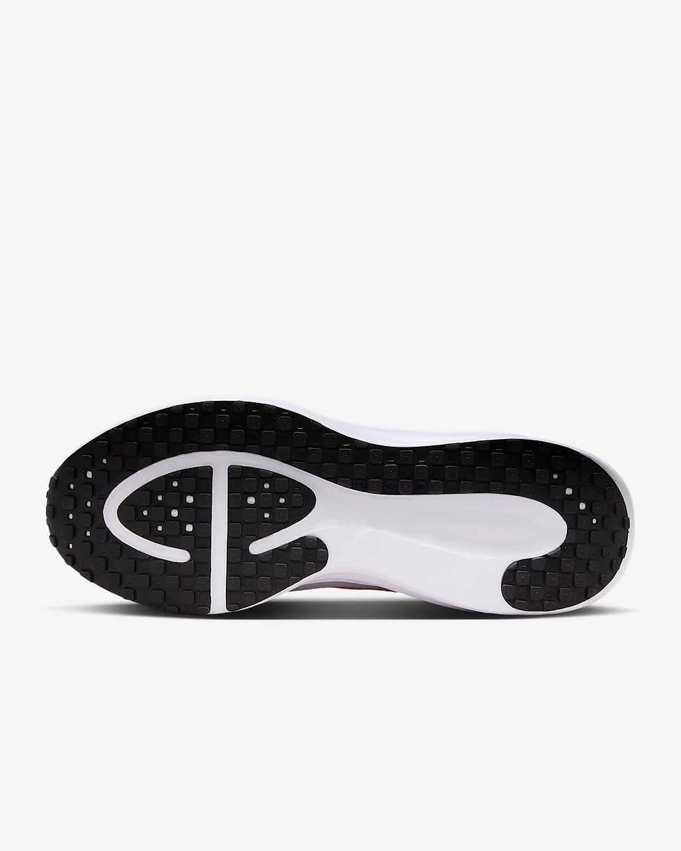 Миниатюра: Nike Revolution 8