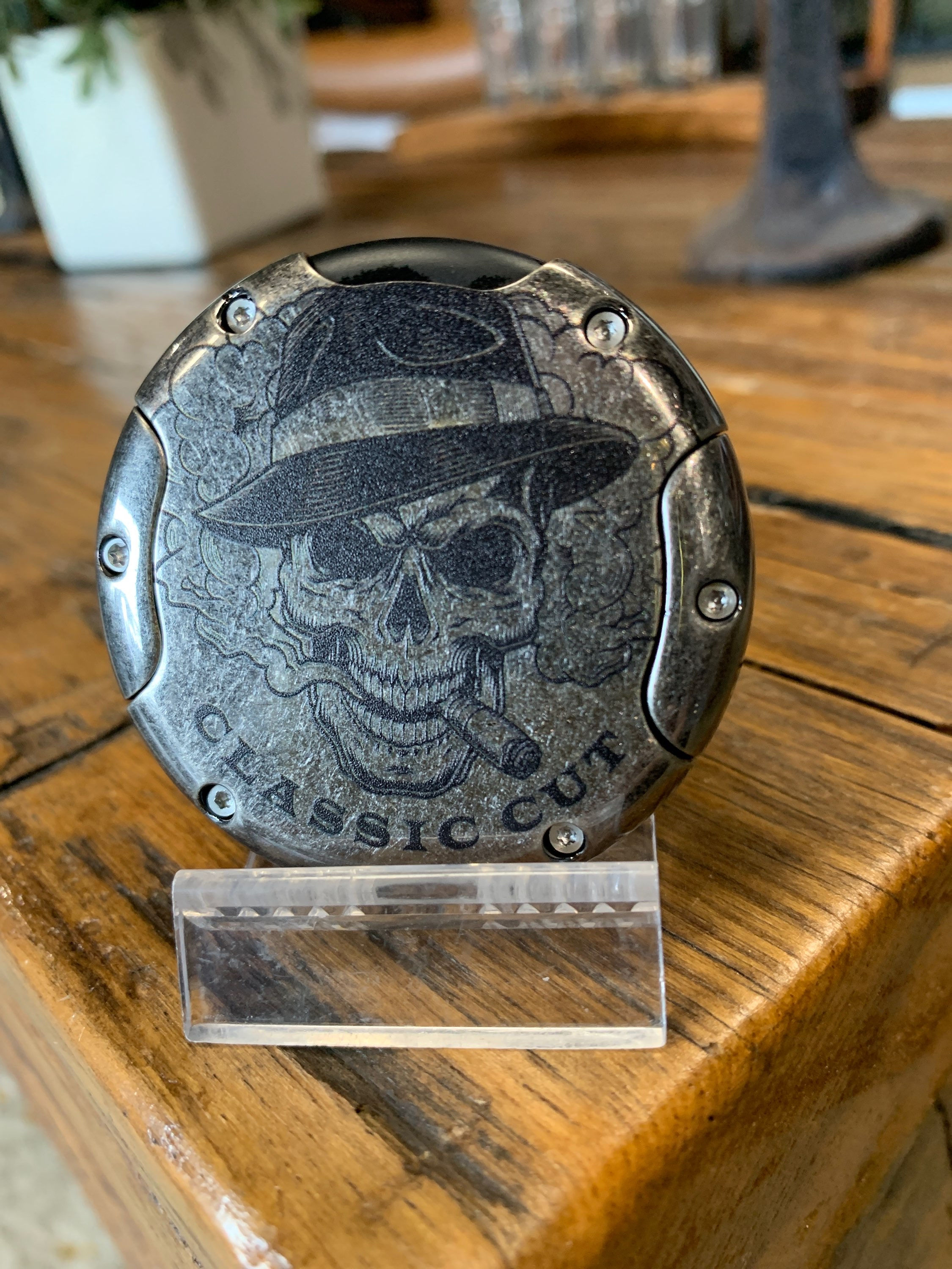 Lotus Cutter 1000 - Skull (Comes w/ Pouch)