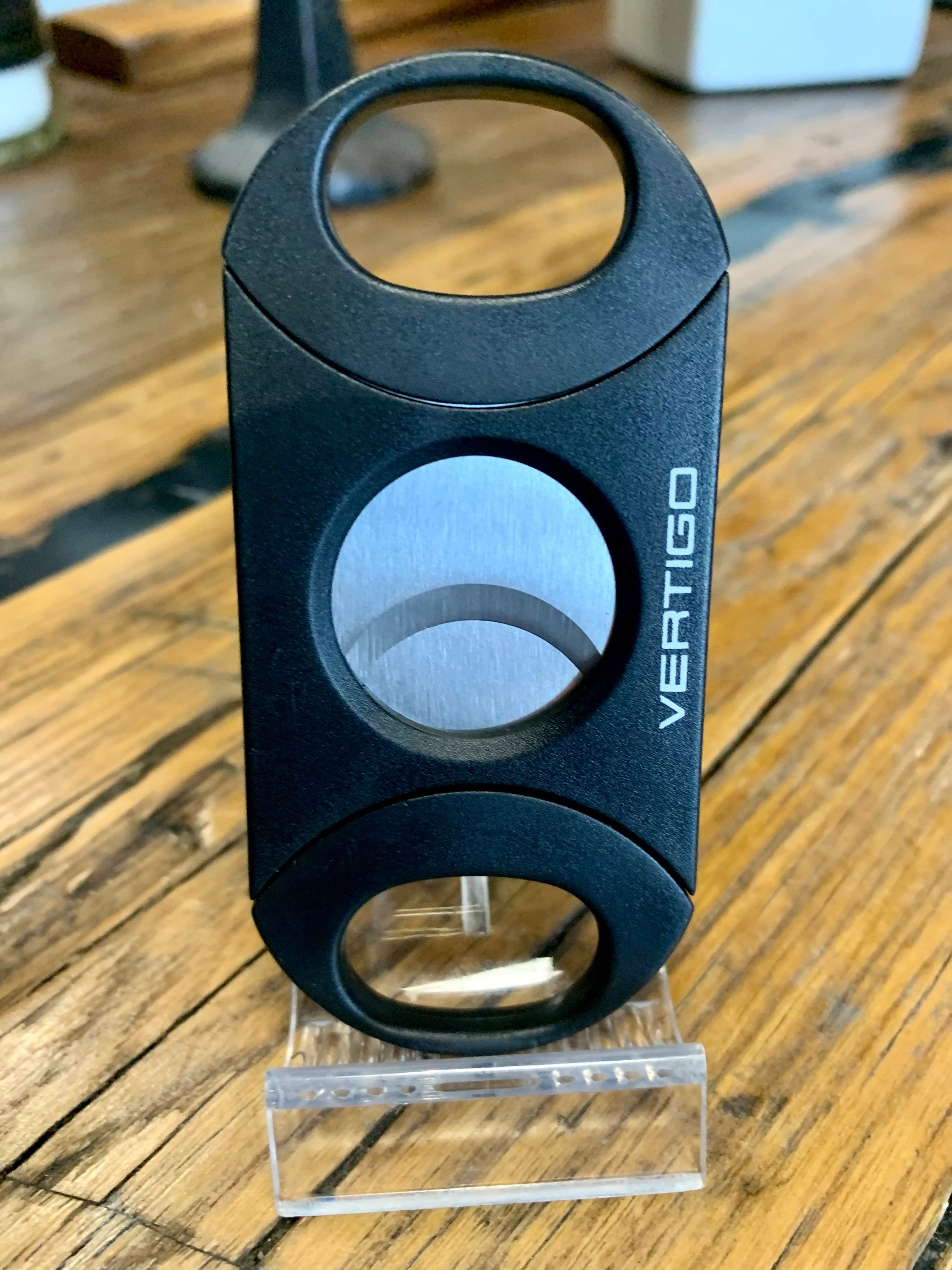 Vertigo Straight Cutter